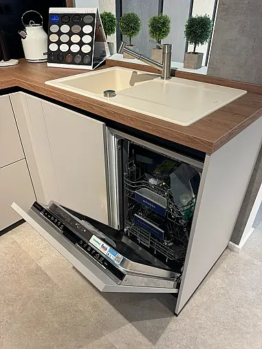 Abverkaufsküche Schüller Smartglass Matt in Kristallgrau