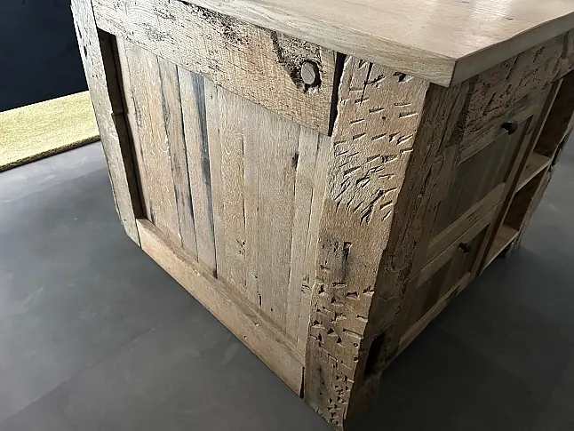 Massivholztisch Rustikaler Küchenblock aus Eiche / Fasseiche