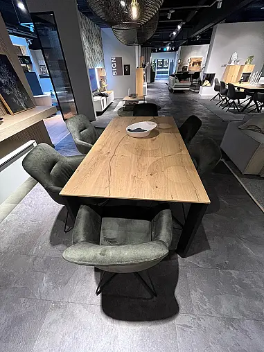 Exklusives Esszimmer - Messestück - Sideboard - Tischgruppe mit 6 Stühlen- indirekte LED-Beleuchtung