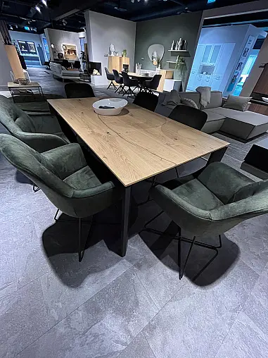 Exklusives Esszimmer - Messestück - Sideboard - Tischgruppe mit 6 Stühlen- indirekte LED-Beleuchtung