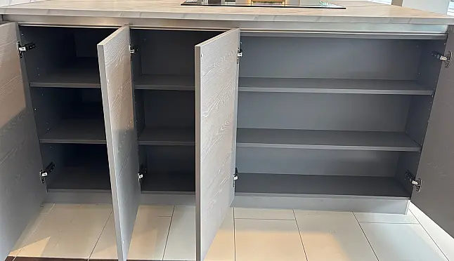 Moderne Systemat Halbinsel in Mattlack Greige