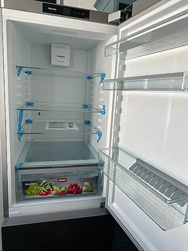 Stand-Kühl-Gefrierkombination