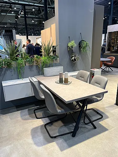Exklusives Essgruppe  / Besprechungsraum -  tolle Planung mit Sideboard - 4 Stühlen - Messestück