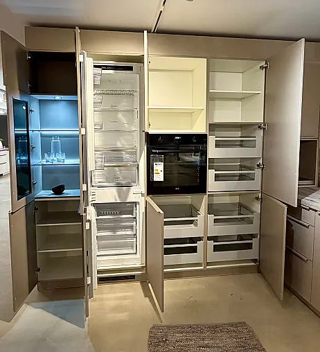 moderne zeitlose L - Küche von Burger Küchen