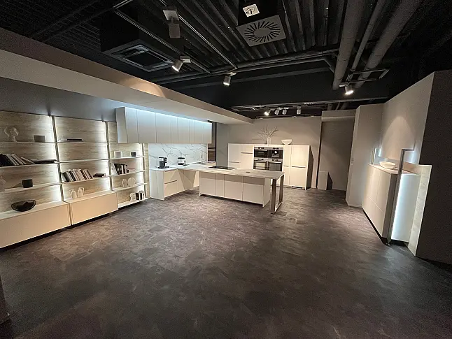 Exklusive Messeküche -Vollausstattung - Exklusive Bosch Geräte - div. LED-Beleuchtungen - Luxus pur