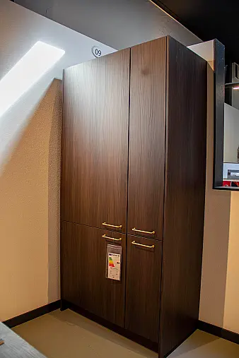 Stilvolle Einbauküche in Marshmallow / Cora Cafee Oak