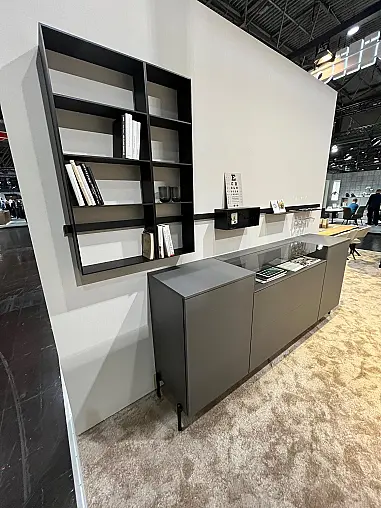Elegantes zeitloses Sideboard / Mediaboard - tolles Relingsystem mit indirekter LED Beleuchtung - Exklusives Messestück wieder original verpackt