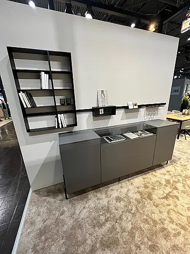 Elegantes zeitloses Sideboard / Mediaboard - tolles Relingsystem mit indirekter LED Beleuchtung - Exklusives Messestück wieder original verpackt