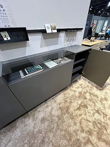 Elegantes zeitloses Sideboard / Mediaboard - tolles Relingsystem mit indirekter LED Beleuchtung - Exklusives Messestück wieder original verpackt