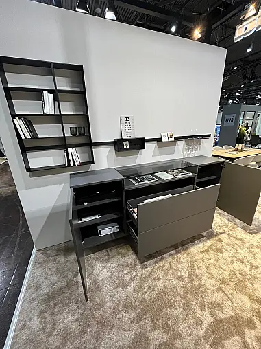 Elegantes zeitloses Sideboard / Mediaboard - tolles Relingsystem mit indirekter LED Beleuchtung - Exklusives Messestück wieder original verpackt