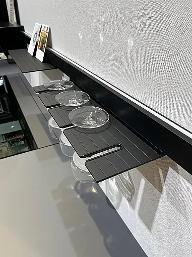 Elegantes zeitloses Sideboard / Mediaboard - tolles Relingsystem mit indirekter LED Beleuchtung - Exklusives Messestück wieder original verpackt