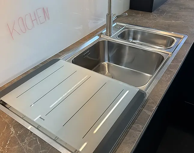 Ästhetik auf den Punkt gebracht  - wohnliches Ambiente mit supermattem Schichtstoff