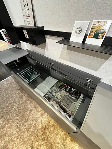 Elegantes zeitloses Sideboard / Mediaboard - tolles Relingsystem mit indirekter LED Beleuchtung - Exklusives Messestück wieder original verpackt