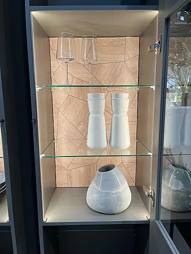 Exklusives Wohnzimmer - Messestück  - Sideboard - zwei Vitrinenschränke - Wandpaneele - viel LED-Beleuchtung
