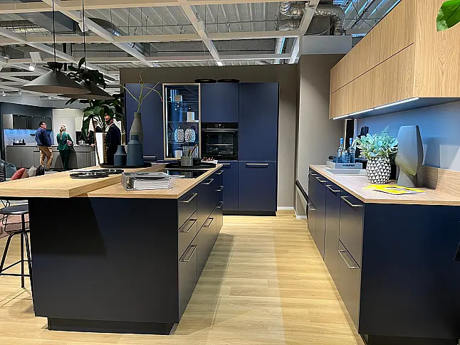 NEO Ausstellungsküche S19 Soft Lack, 76T Tiefblau softmatt