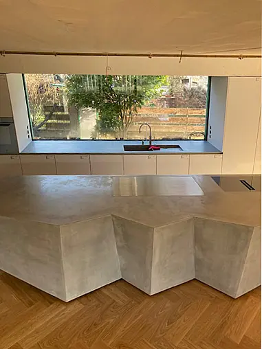 Kücheninsel Luxus Beton walter wendel Unikat freistehend grifflos