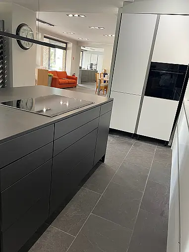SieMatic Musterküche SLC grifflos