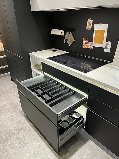 Exklusive Messeküche - Luxus pur - Insel mit integriertem Tisch - LED-Beleuchtungen - Siemens Geräte