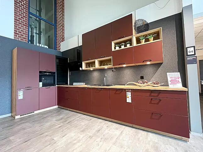 kleine Stauraumlösung Modern Rostrot