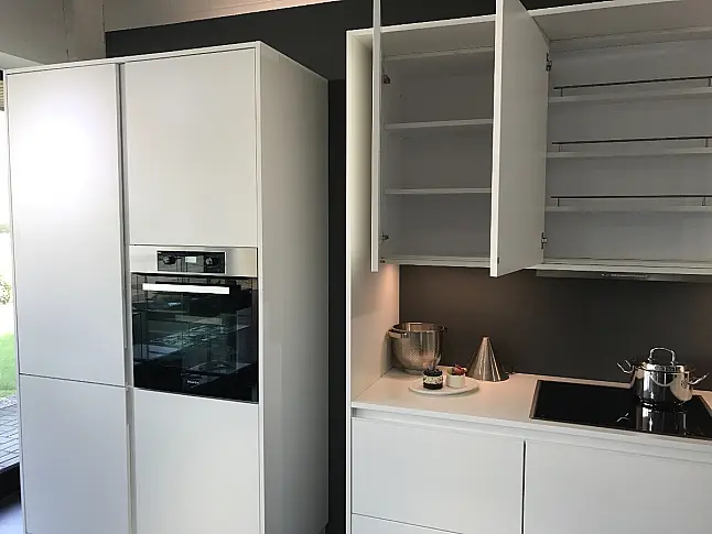 MUSTERKÜCHE SLC smartlack lotusweiss