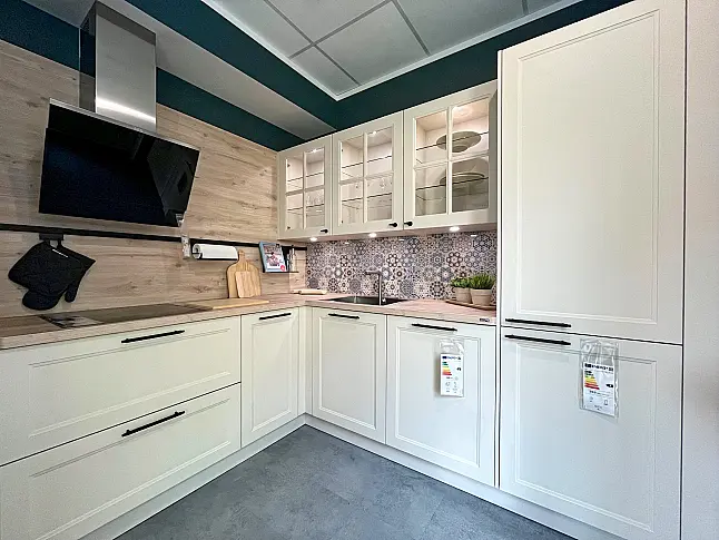 N829 Ravenna Crema Magnolie