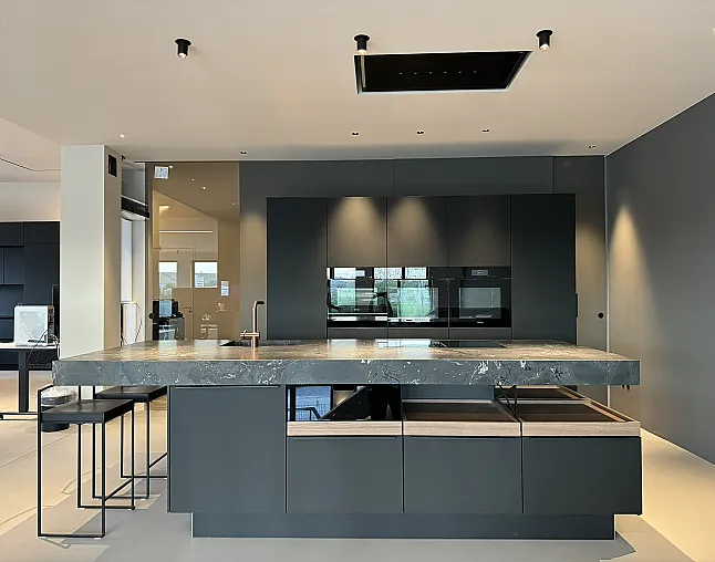 Poggenpohl Küche Plus Modo TMN Schwarz Softmatt - Bild 1