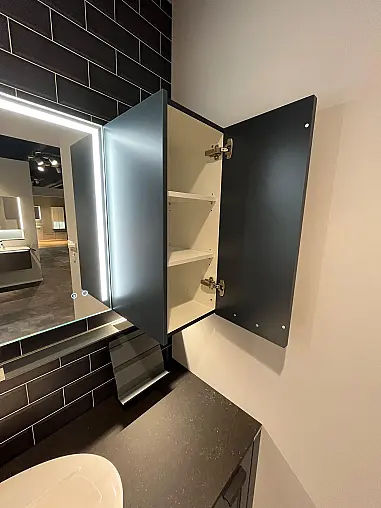 Exklusives Badezimmer  - Landhausstil - Fjordblau - LED-Beleuchtung