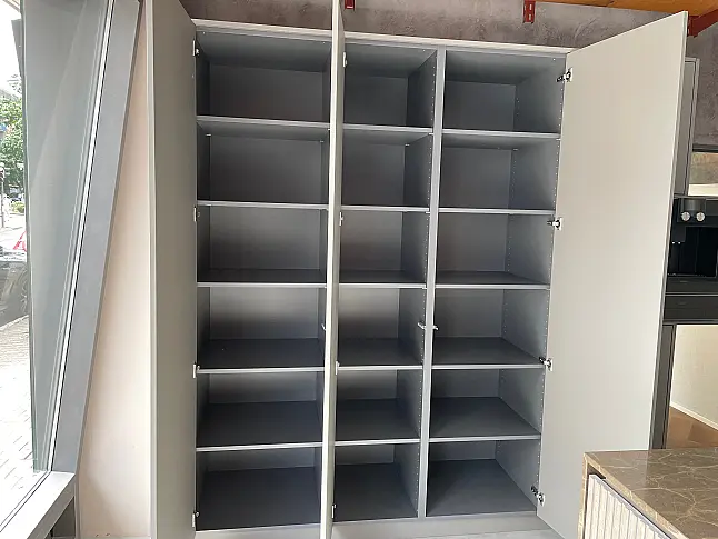 Sonderabverkauf wegen Umbau - THE WALL - die Design-Schrankwand
