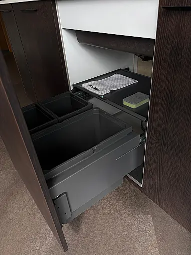 Moderne Echtholzfurnier mit Keramikarbeitsplatte