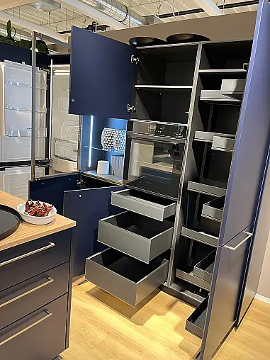 NEO Ausstellungsküche S19 Soft Lack, 76T Tiefblau softmatt