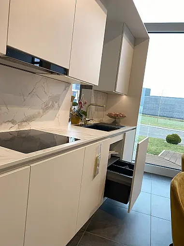 Umplanbare geradlinige, grifflose Mattlackküche mit Schichtstoffarbeitsplatte, 4 cm dick, Ihrer Wahl aus unserem Sortiment