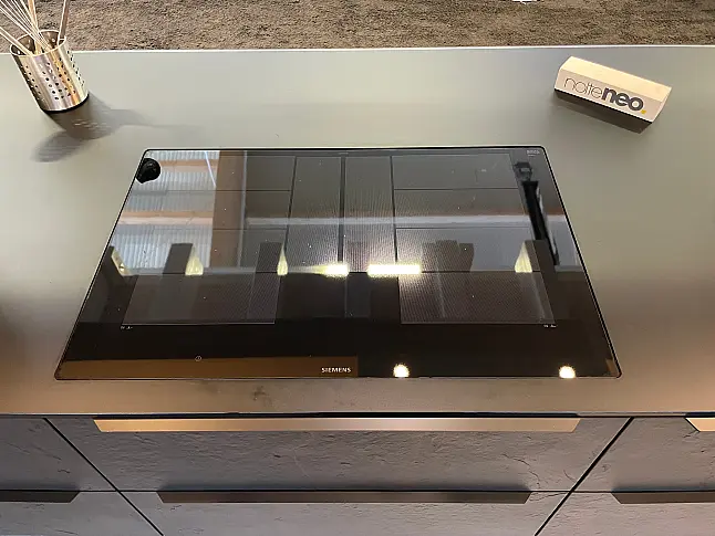 neo SLATE , Pure Eleganz, absolut hochwertig,  Glas exlusive Arbeitsplatte