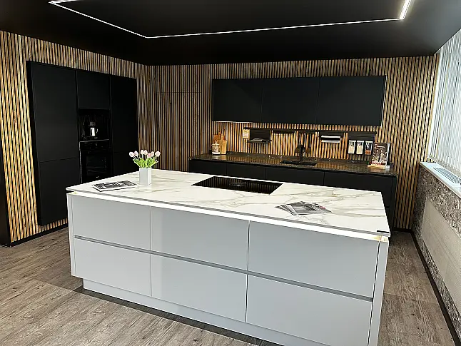 AKTION! Designküche mit premium Ausstattung