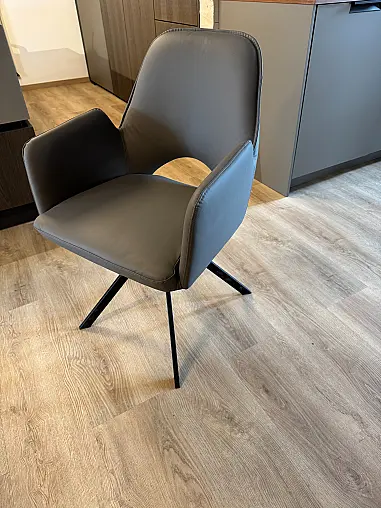 Stuhl mit Drehfunktion 180°  (mit Rückstellfunktion)
