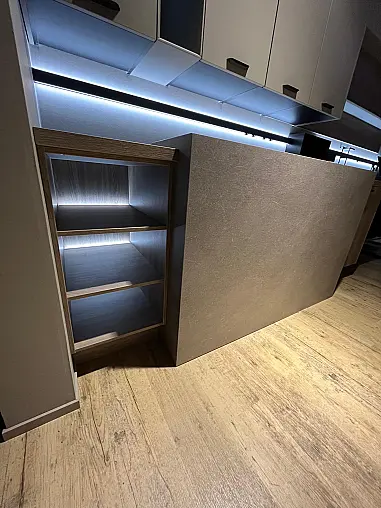 Exklusives Arbeitszimmer - Messestück - Tolle LED-Beleuchtung mit Fernbedienung