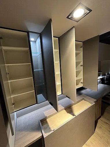 Exklusives Arbeitszimmer - Messestück - Tolle LED-Beleuchtung mit Fernbedienung