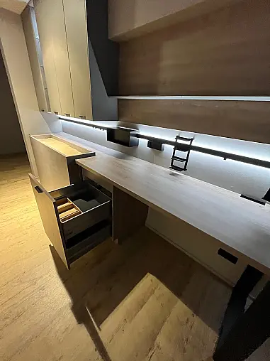 Exklusives Arbeitszimmer - Messestück - Tolle LED-Beleuchtung mit Fernbedienung