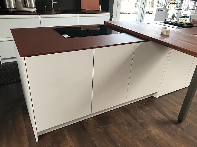 Insel Tocco inkl. Downdraft-Kochfeld