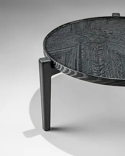 Tisch aus Echtholz massiv