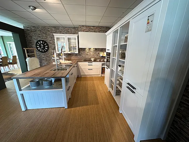 Hochwertige Landhausküche mit Miele Geräten
