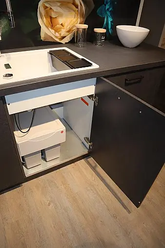 Küche inkl. Miele Geräte