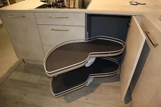 Zeitlose Eleganz: Die graue Küche von Interliving