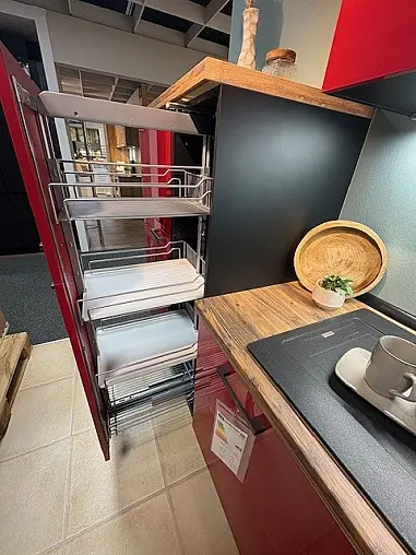 Küchenzeile Modern mit Glasrückwand