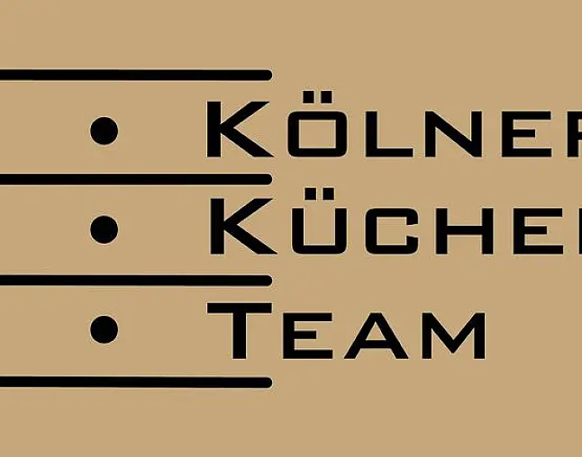 Front: Pura 834 Weiß Hochglanz. Individuell planbar.