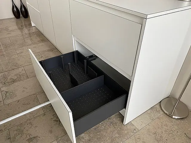 Modern Art Linea Smart Weiß