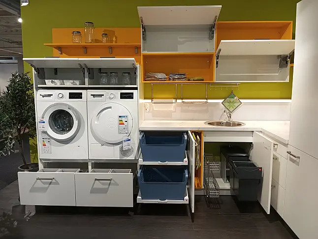 Hauswirtschaftsraum in L-Form