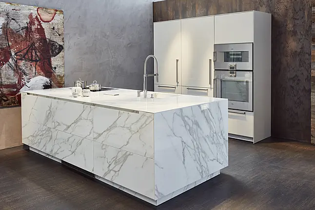 Calacatta &amp; Highgloss