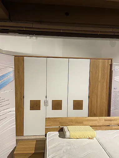 LN 1750