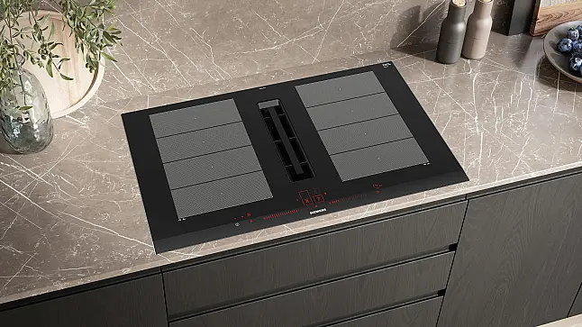 iQ700 Kochfeld mit Dunstabzug (Induktion) 80 cm Mit Rahmen aufliegend EX875LX67E