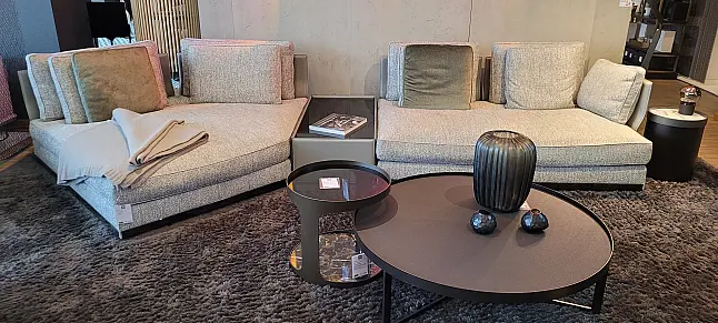 Leipzig_  Sofa mit Liegeelement + Tisch mit Kernleder